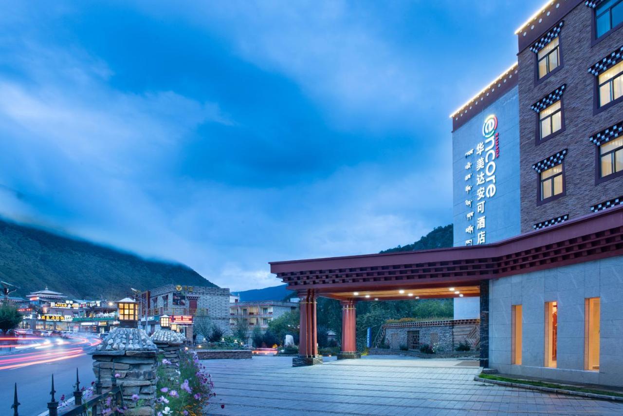 Ramada Encore Daocheng Yading Bagian luar foto