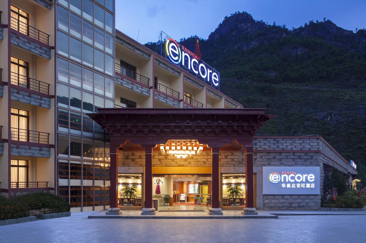 Ramada Encore Daocheng Yading Bagian luar foto